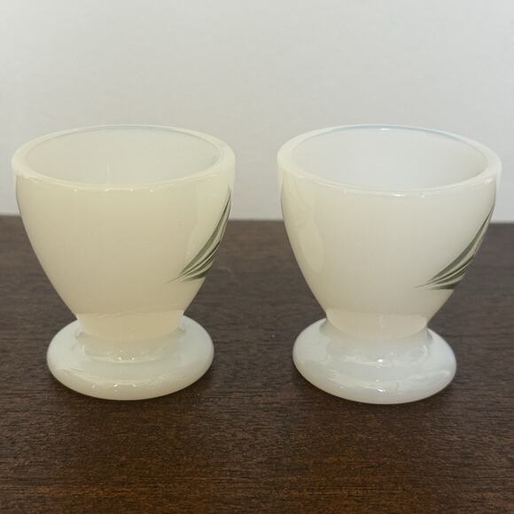 Vintage French Milk Glass Egg Cups Set of 2 White Floral Pattern Narcisse France - Picture 6 of 11